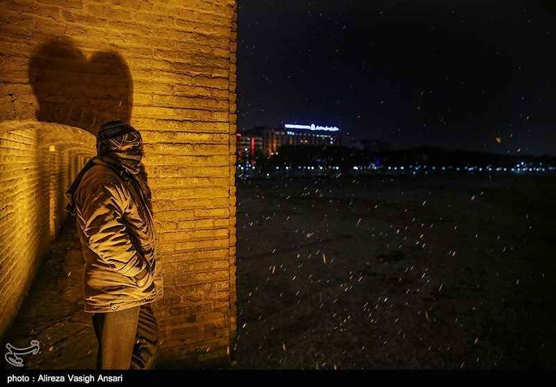 بارش برف در اصفهان