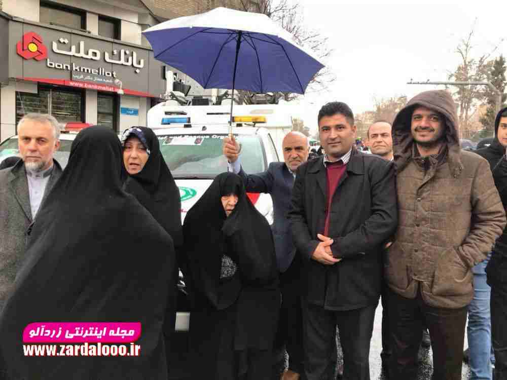 حضور عفت مرعشی، همسر مرحوم هاشمی رفسنجانی در راهپیمایی ۲۲ بهمن