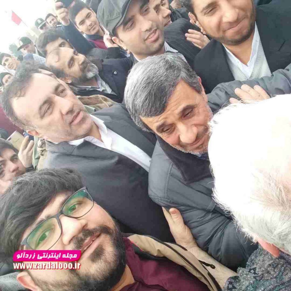 حضور محمود احمدی نژاد در راهپیمایی 22 بهمن